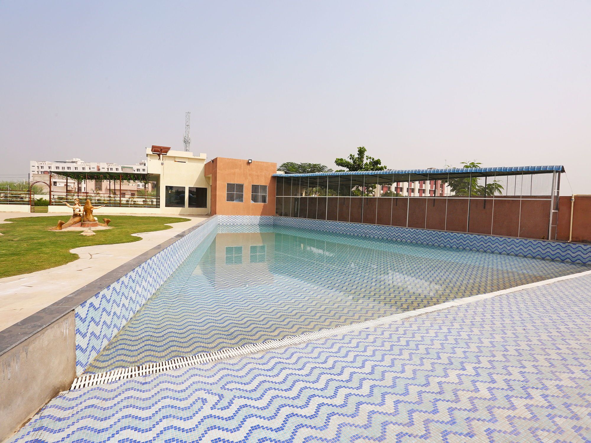 Oyo 10104 Radhika Resort Kota  Bagian luar foto