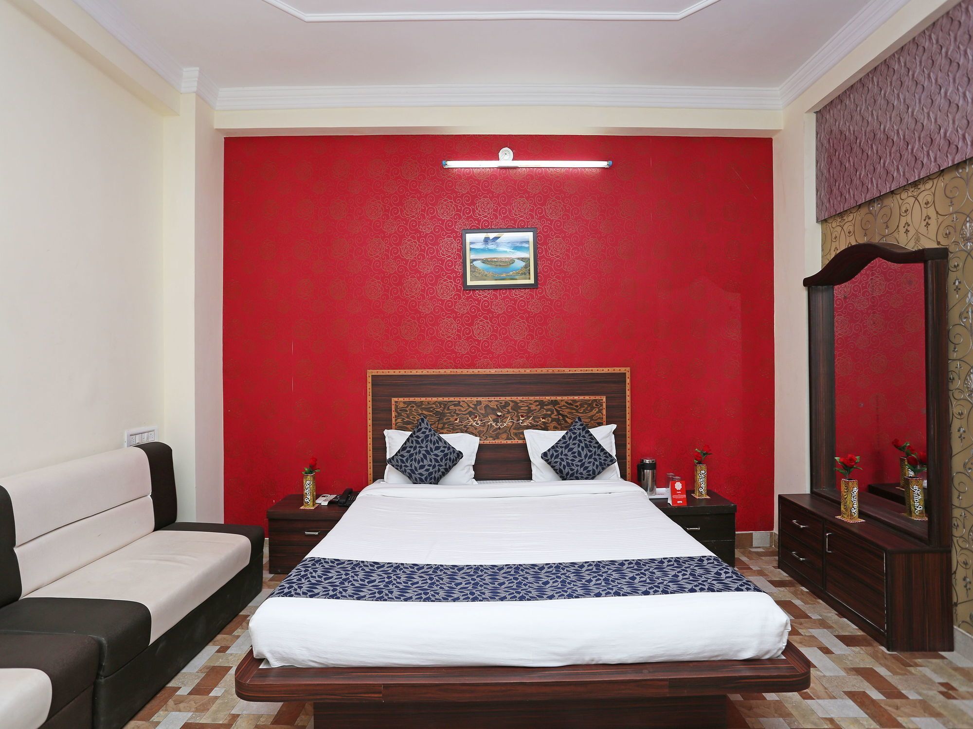 Oyo 10104 Radhika Resort Kota  Bagian luar foto